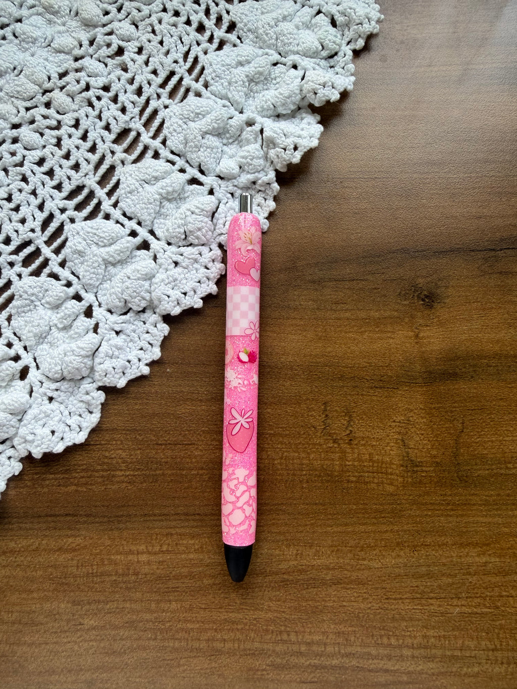 Pink est Pen