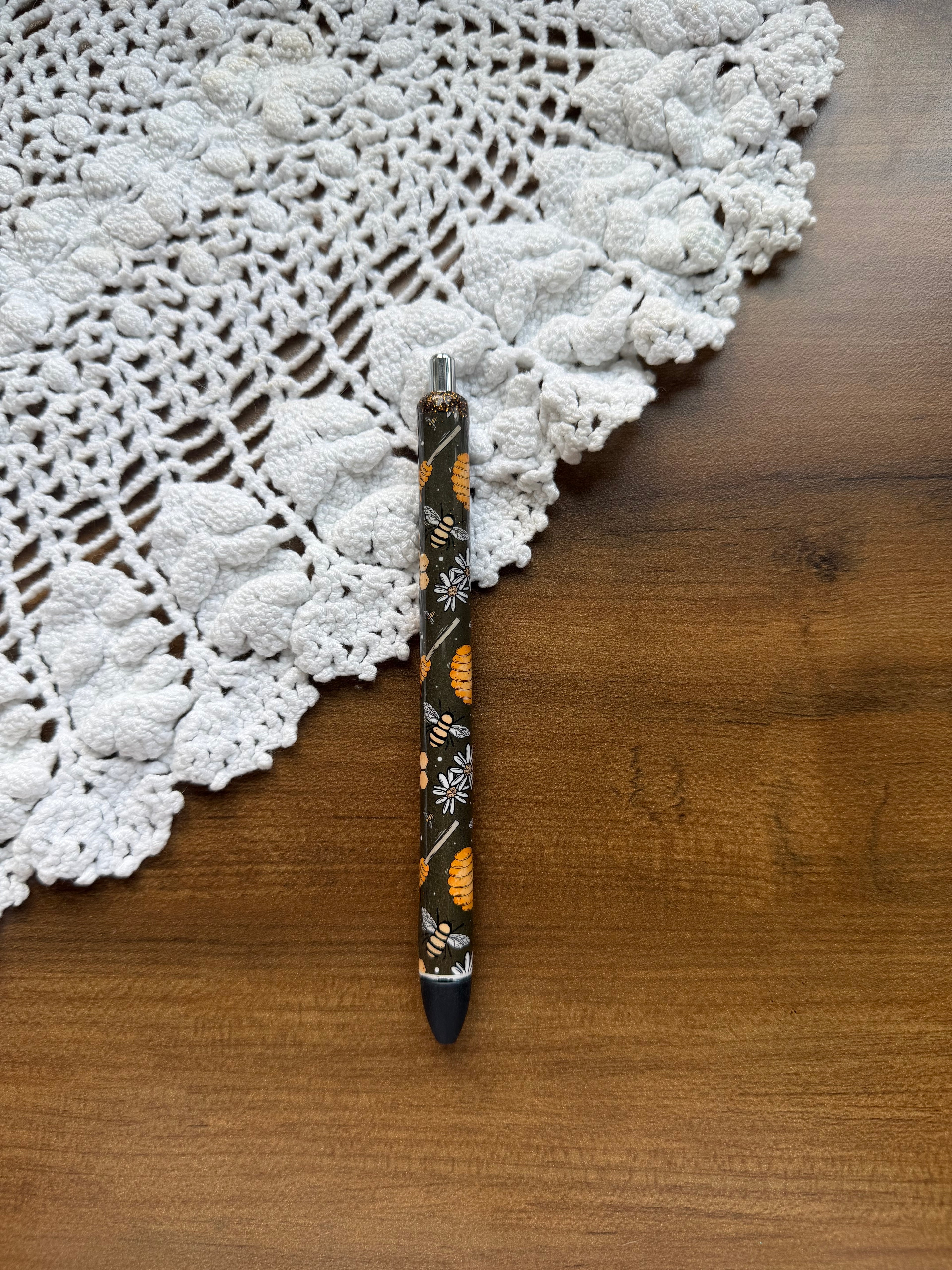 Bees & Honeycomb Pen