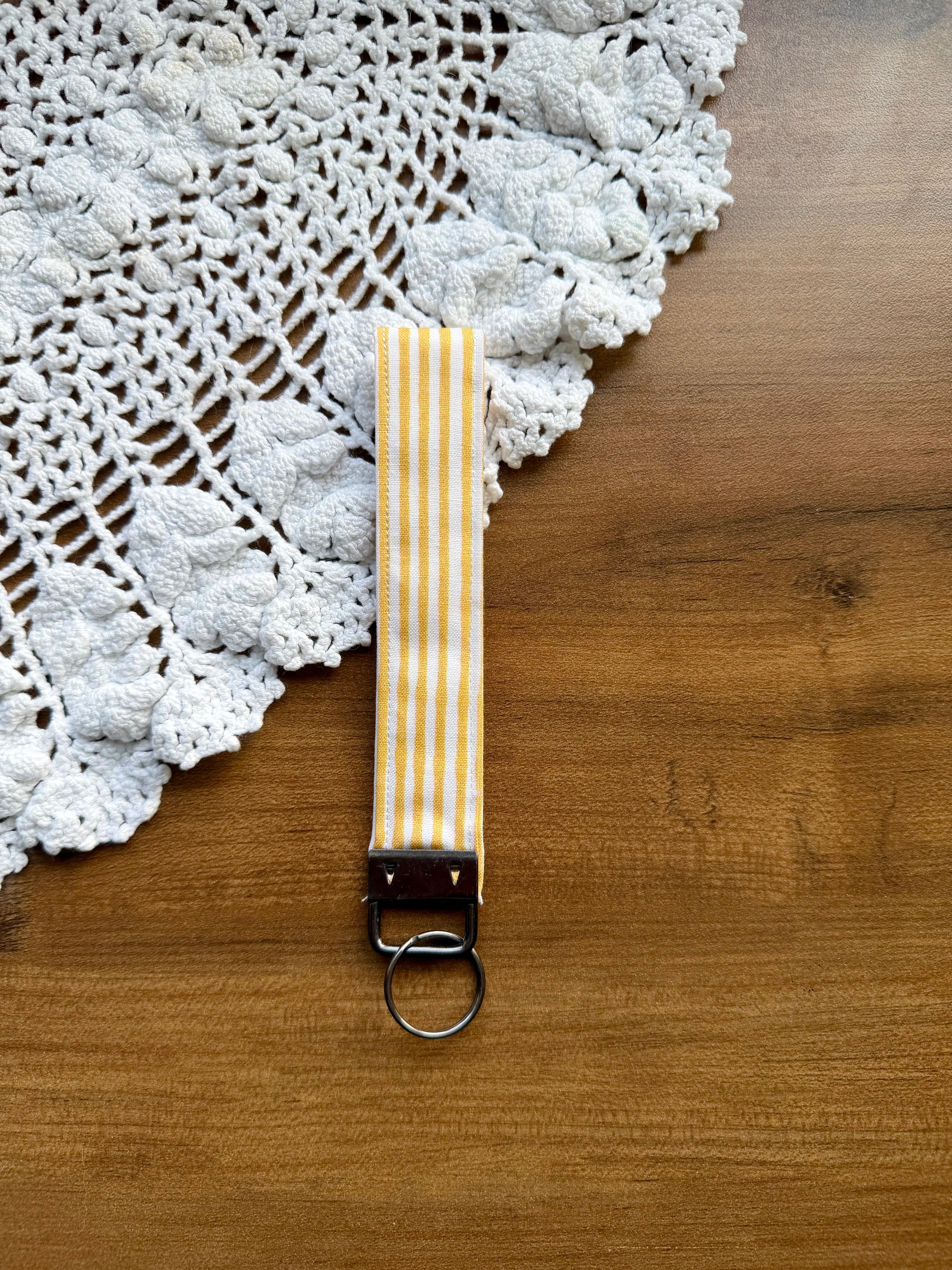 Yellow Stripes w/ Black Keychain
